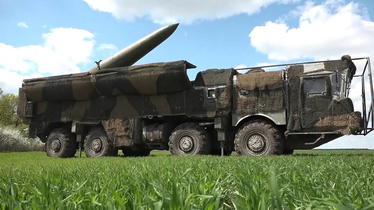Rusko cvičilo simulované údery jadernými raketami Iskander